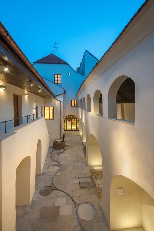 Penzion A Wellness U Trebonske Madony Exterior foto